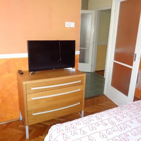 Apartment Kata Tolna