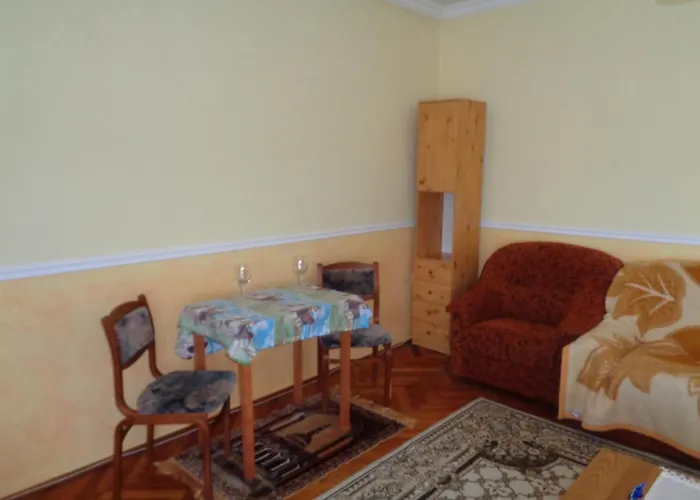 Kata 아파트 Tolna